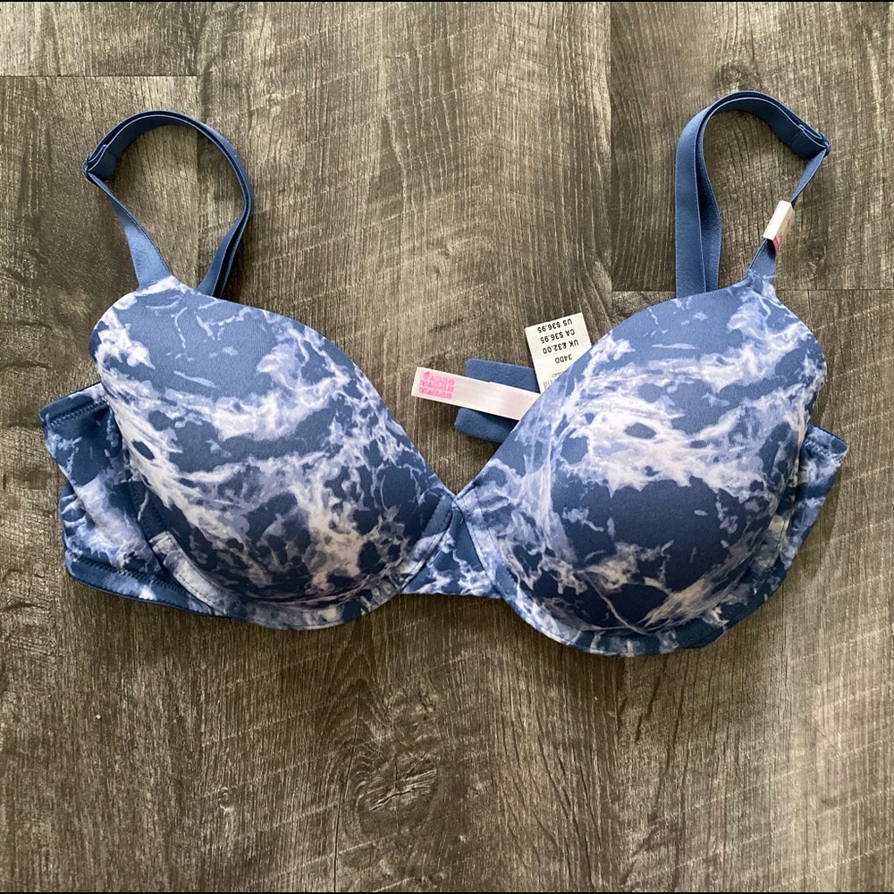 PINK Victoria Secret Bra. SZ 34DD